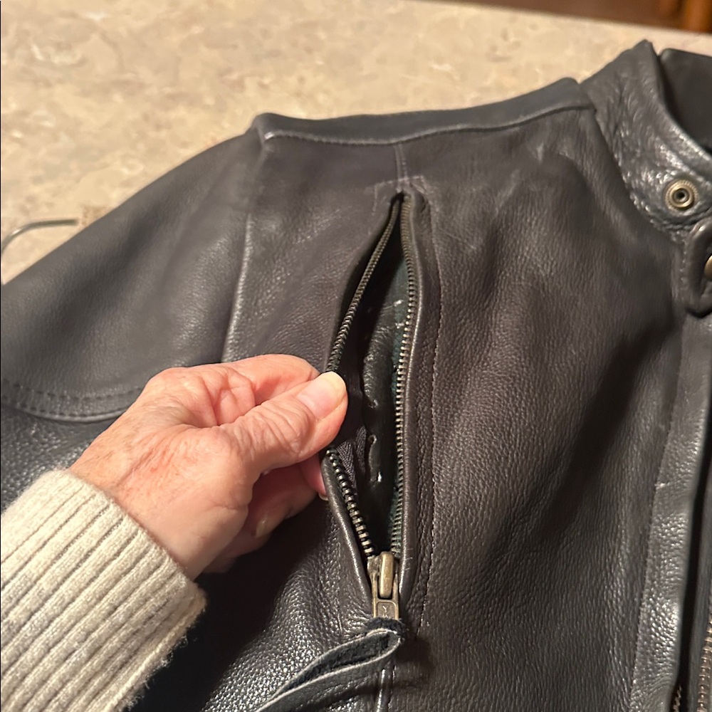 Men's Black Performance Jacket size 48 - Picture 9 of 10